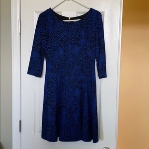 Like new blue/black Taylor 3/4 length sleeve dress